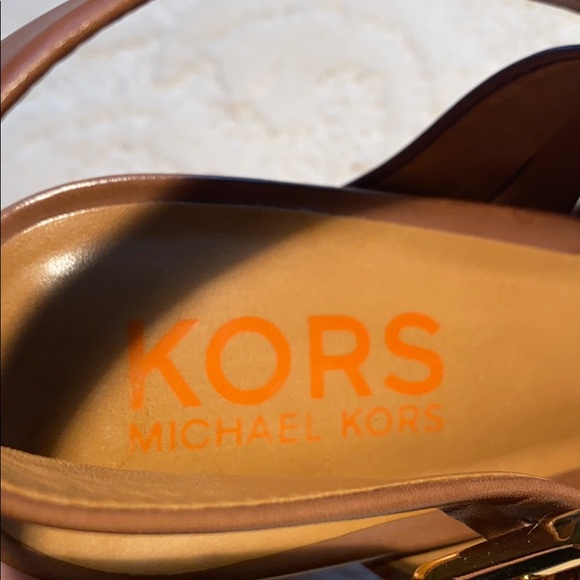 Chunky Michael Kors heels - Picture 6 of 12